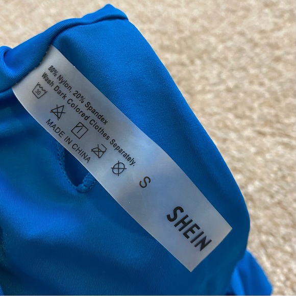 Blue Bikini - Picture 3 of 3